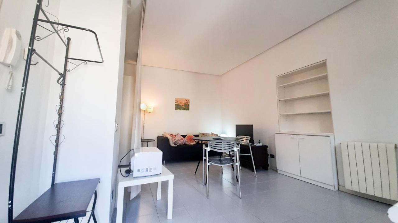 Joivy Light Isola Studio ميلان المظهر الخارجي الصورة
